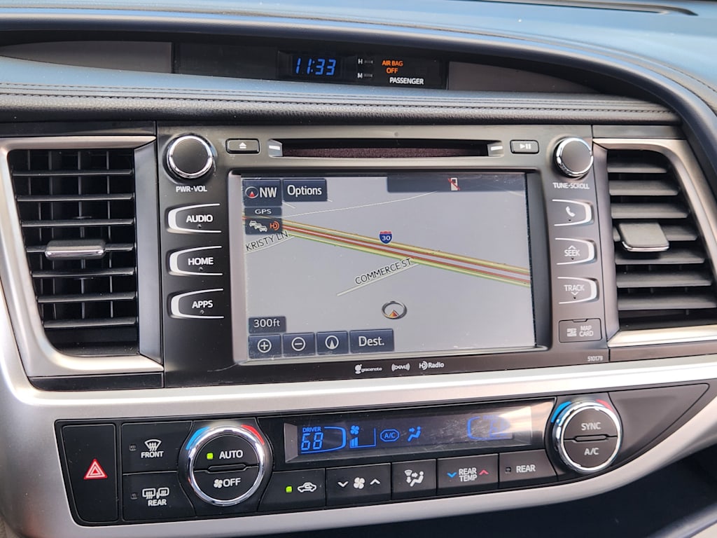 Thumbnail: 2018 Toyota Highlander - 15