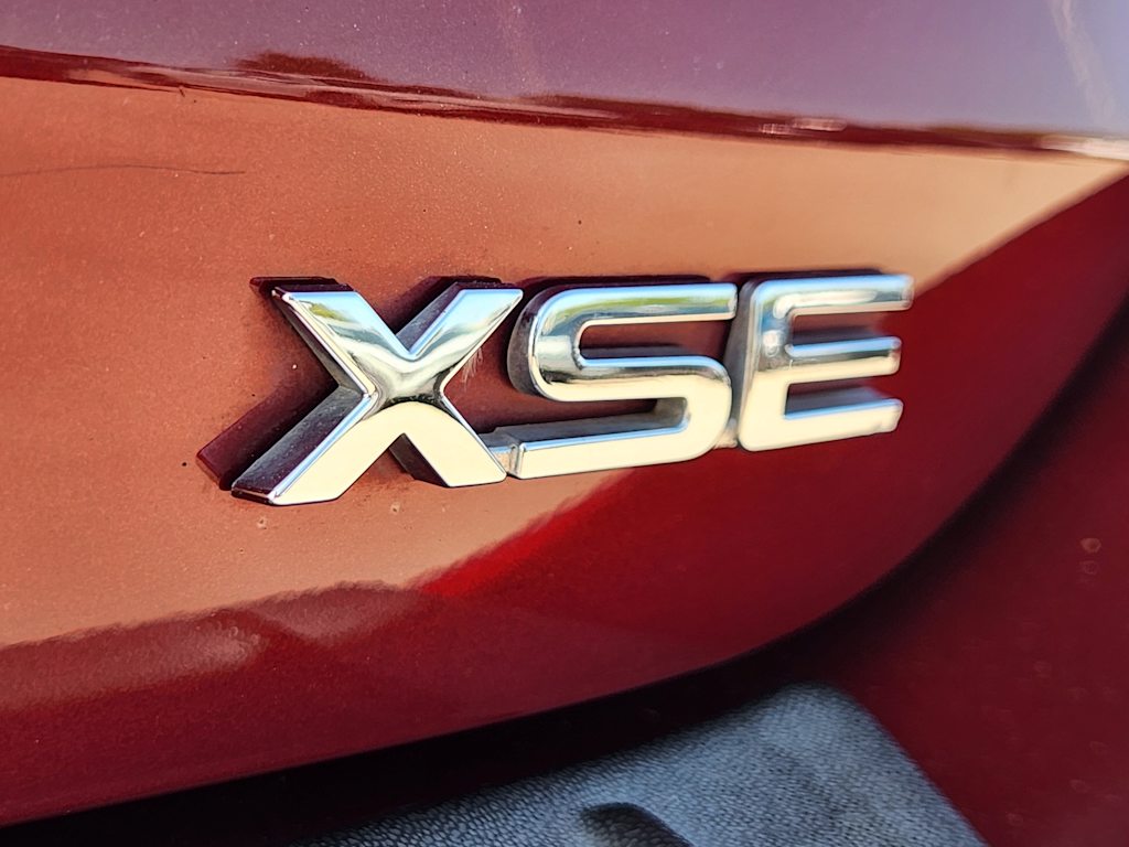 Thumbnail: 2022 Toyota Highlander - 7