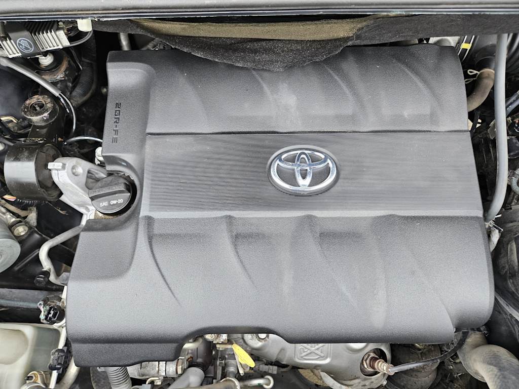 2015 Toyota Sienna SE Premium 9