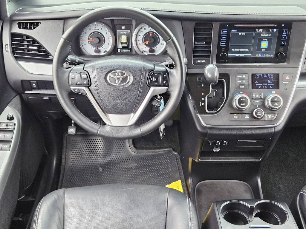 2015 Toyota Sienna SE Premium 14