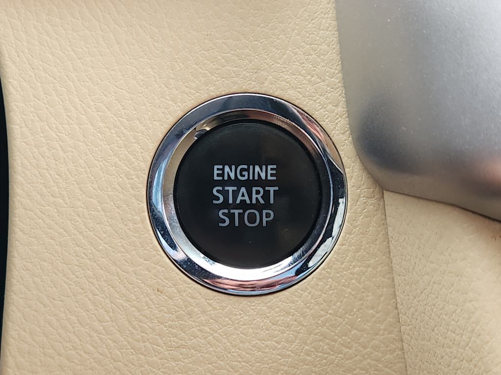 Thumbnail: 2019 Toyota Highlander - 29
