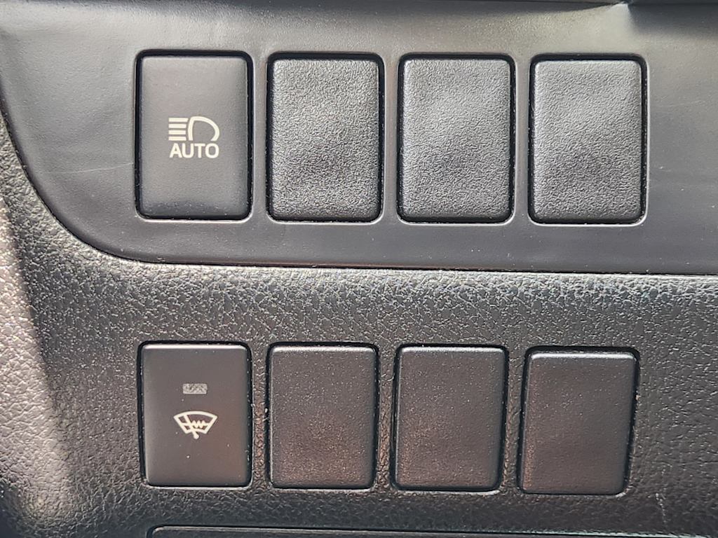 Thumbnail: 2019 Toyota Highlander - 29