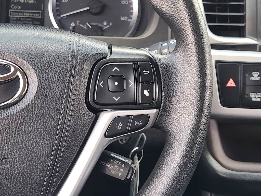 Thumbnail: 2019 Toyota Highlander - 33