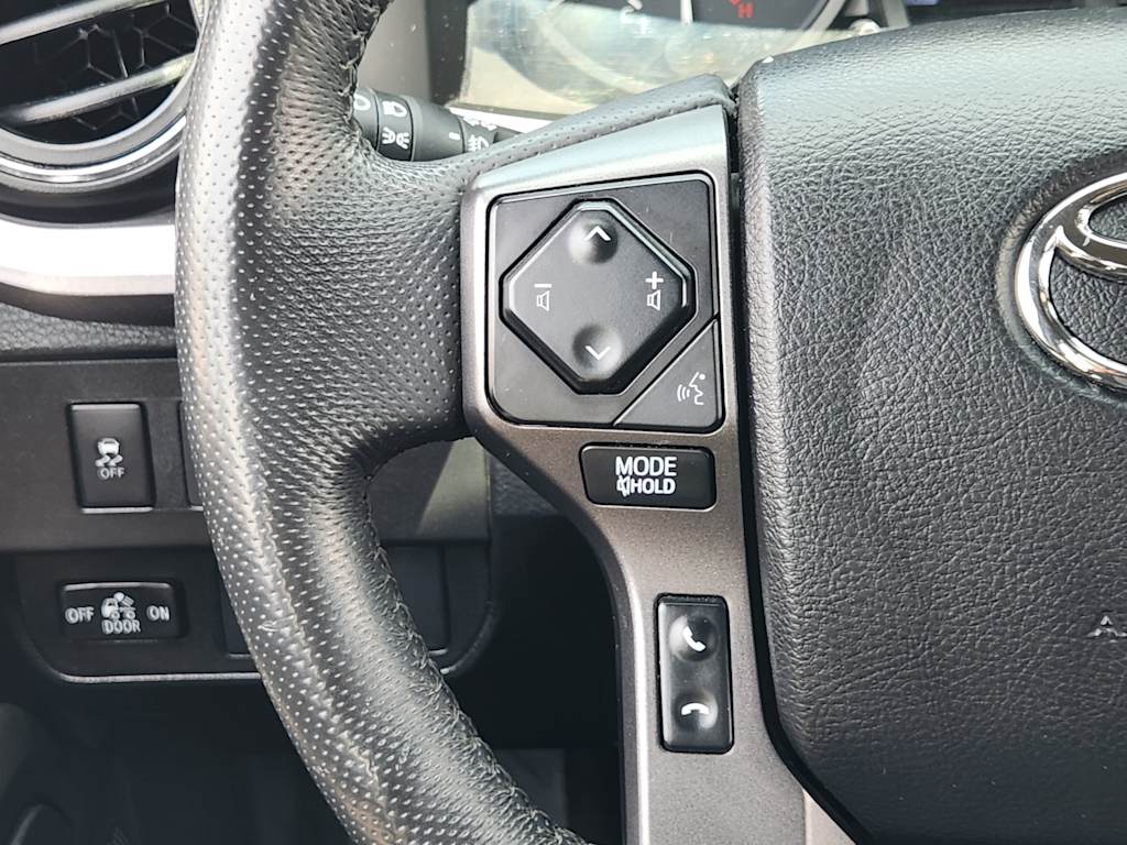 Thumbnail: 2021 Toyota Tacoma - 30