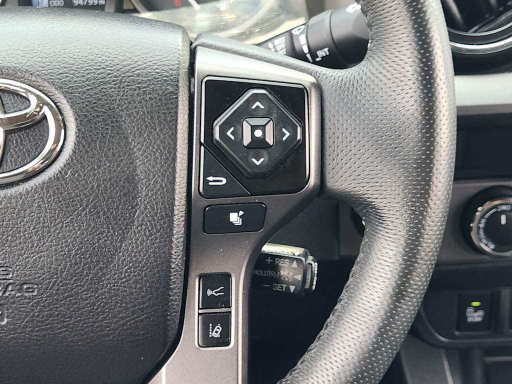 Thumbnail: 2021 Toyota Tacoma - 31
