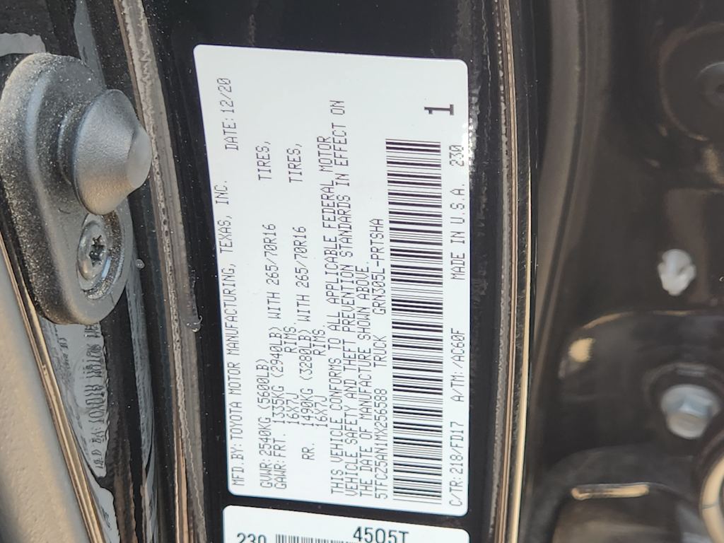 Thumbnail: 2021 Toyota Tacoma - 20