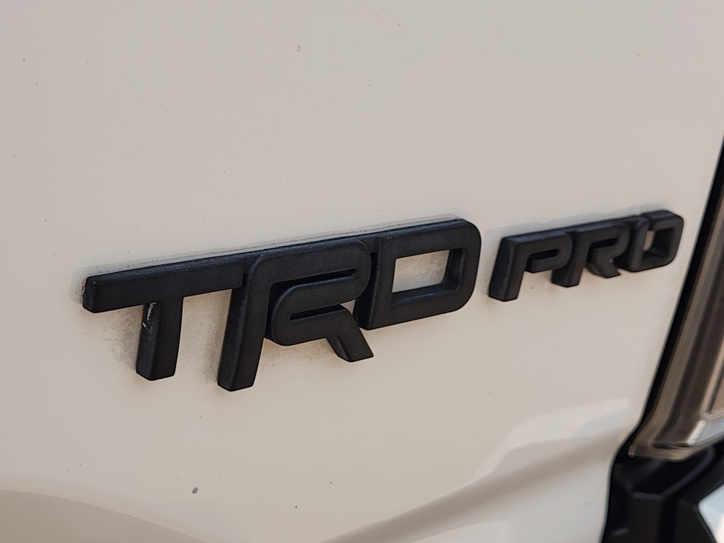 Thumbnail: 2019 Toyota Tacoma - 5