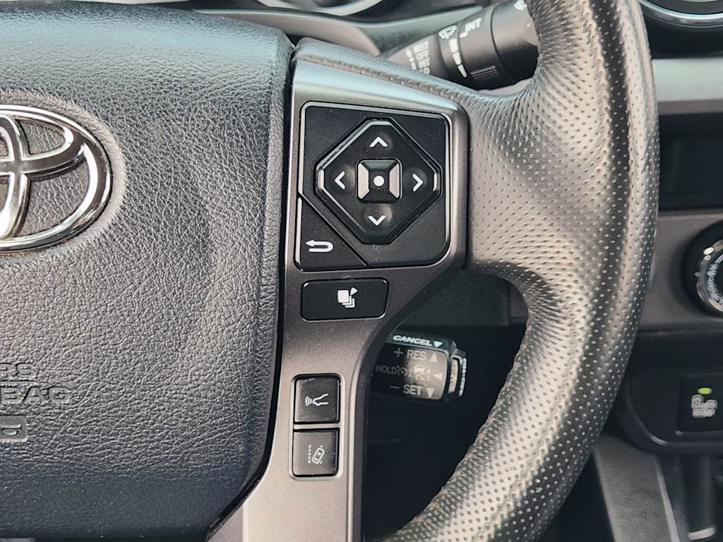 Thumbnail: 2019 Toyota Tacoma - 33