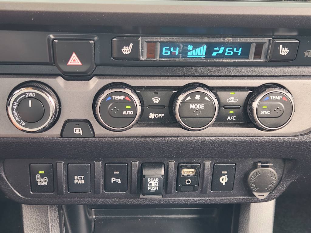 Thumbnail: 2019 Toyota Tacoma - 26
