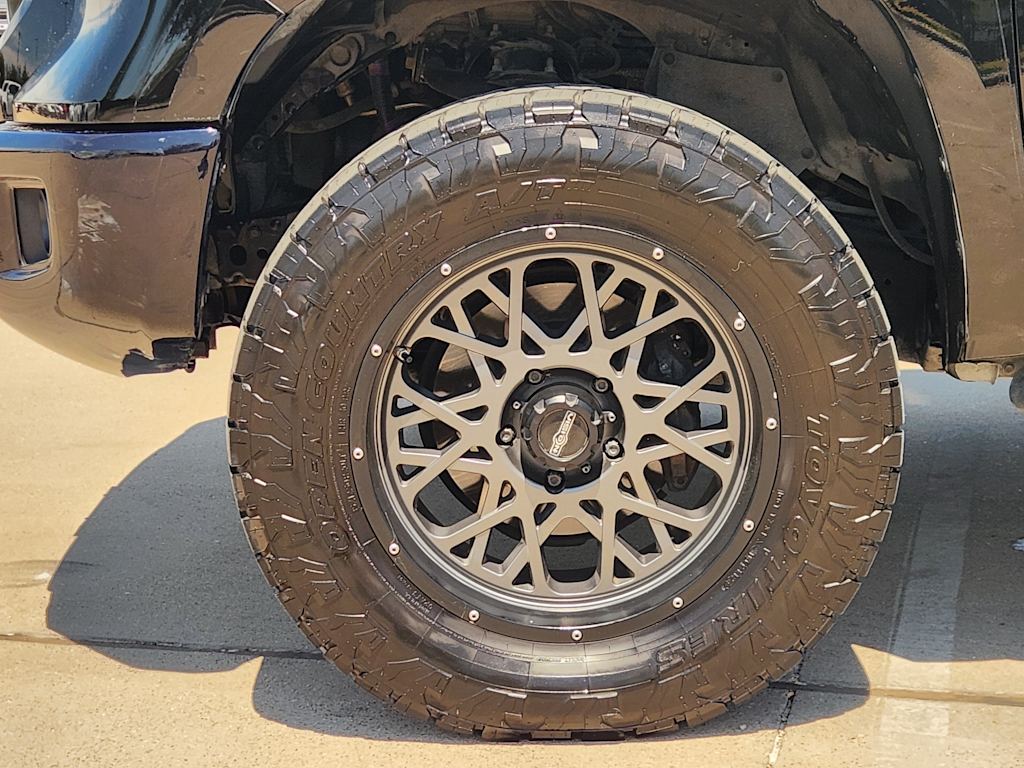 Thumbnail: 2015 Toyota Tundra - 22