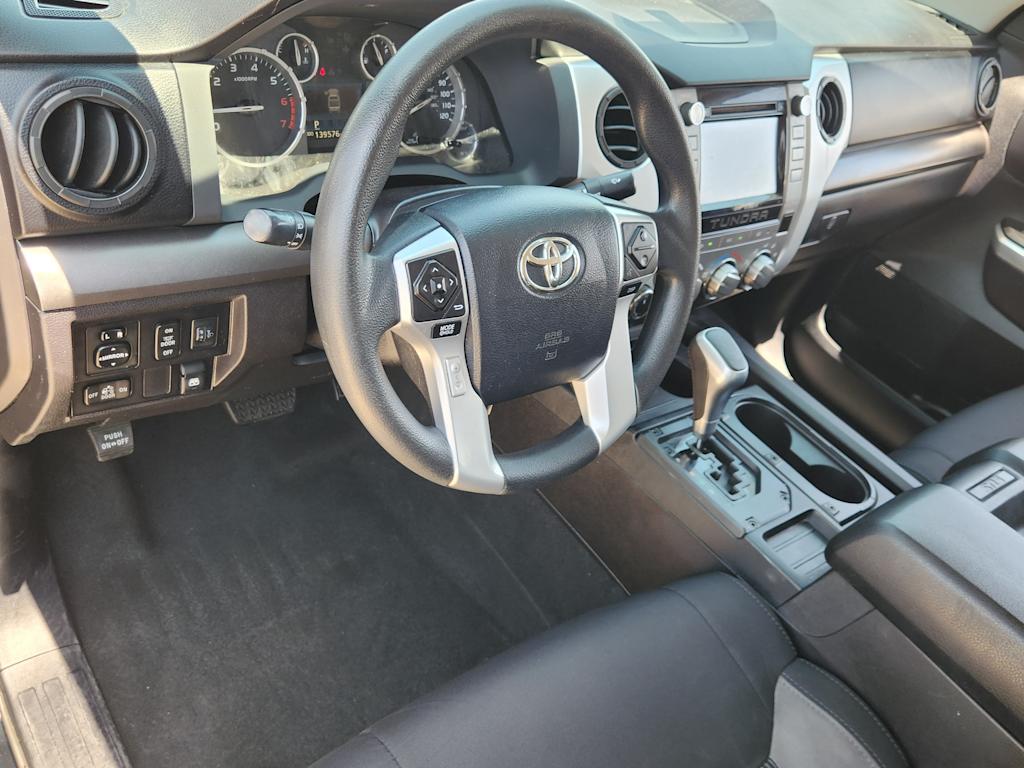 Thumbnail: 2015 Toyota Tundra - 2