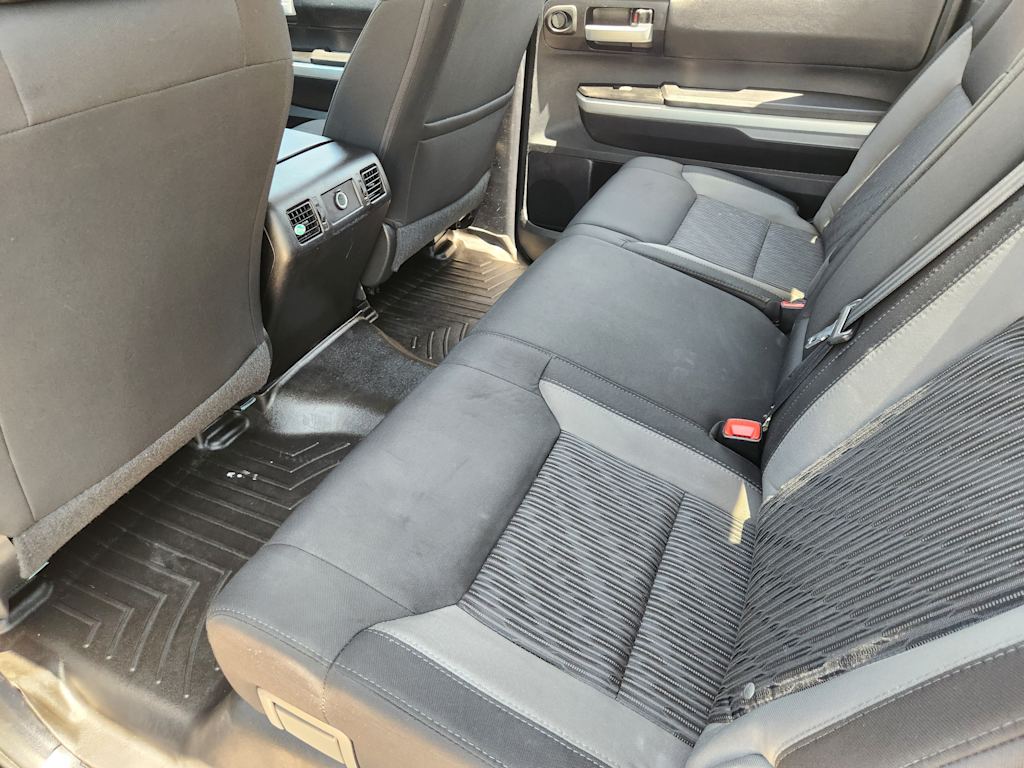Thumbnail: 2015 Toyota Tundra - 13