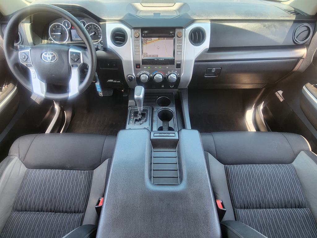 Thumbnail: 2015 Toyota Tundra - 10