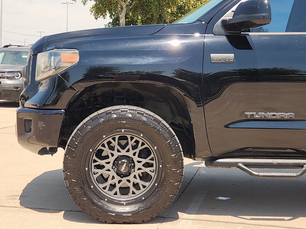Thumbnail: 2015 Toyota Tundra - 8