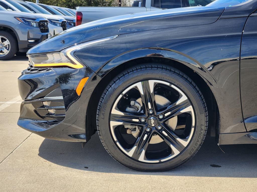 2023 Kia K5 GT-Line 8