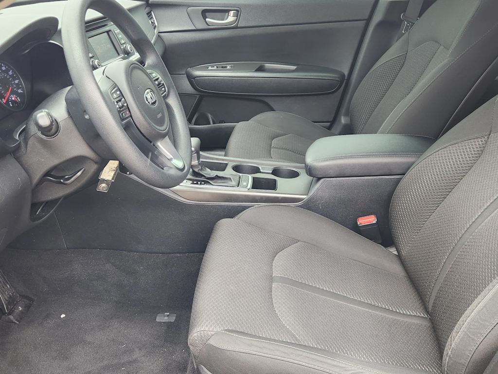 Thumbnail: 2016 Kia Optima - 11