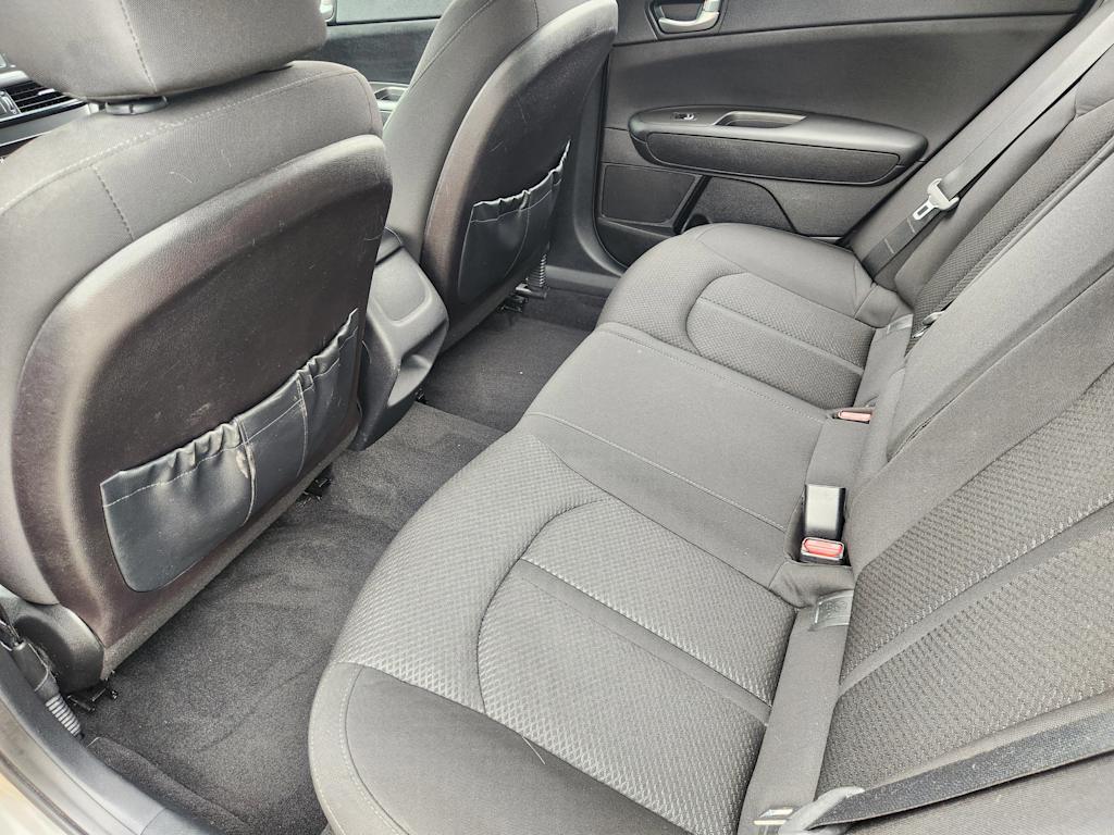 Thumbnail: 2016 Kia Optima - 13