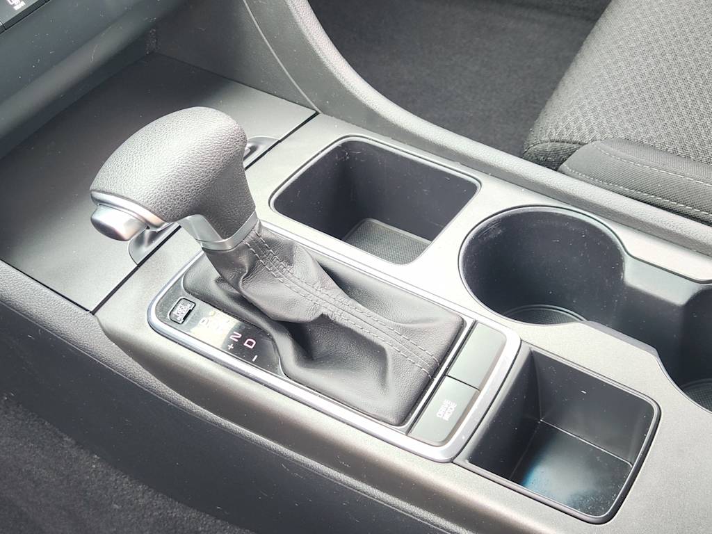 Thumbnail: 2016 Kia Optima - 16