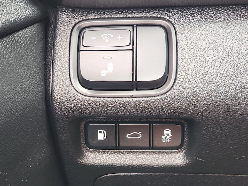 Thumbnail: 2016 Kia Optima - 26