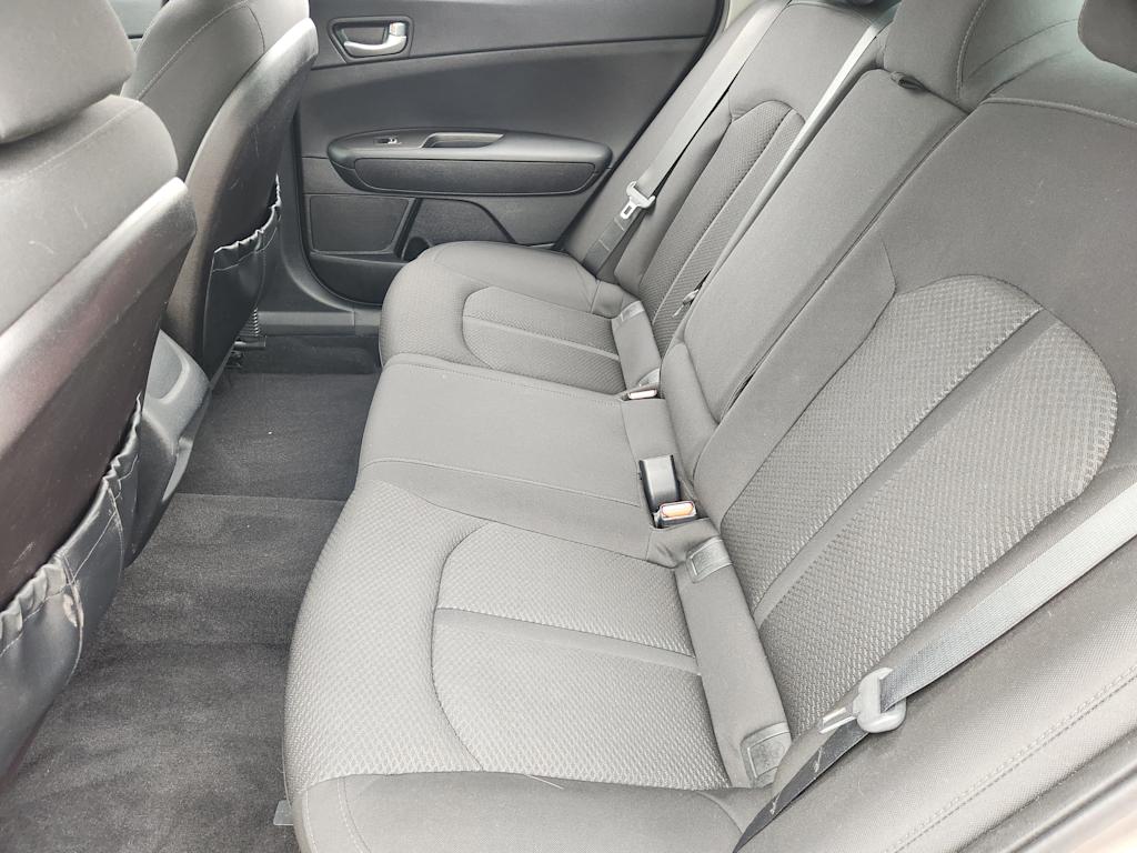 Thumbnail: 2016 Kia Optima - 21