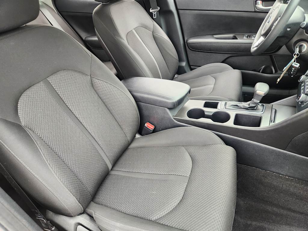 Thumbnail: 2016 Kia Optima - 12