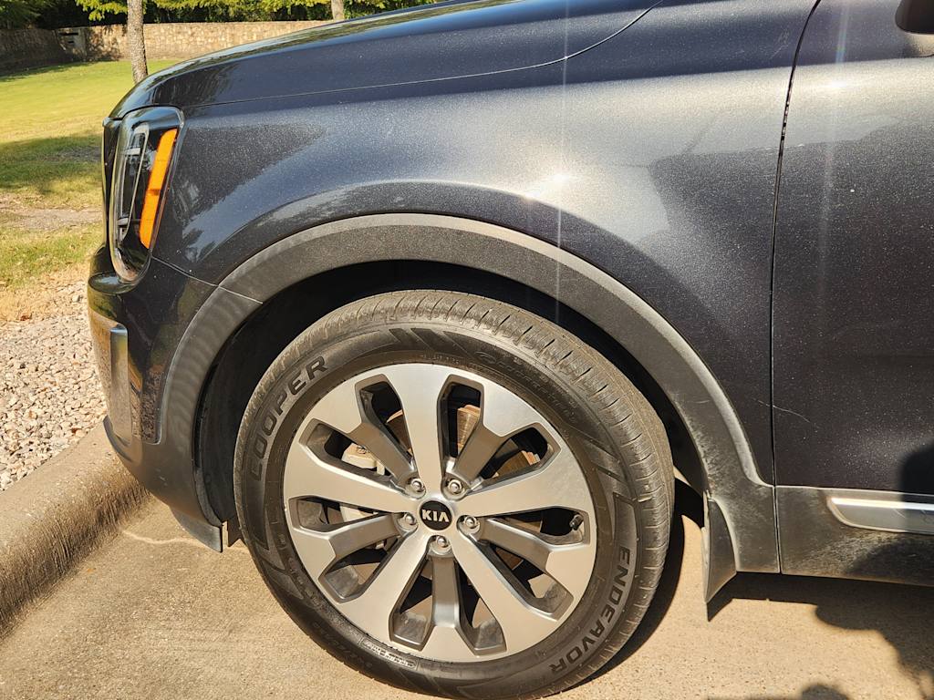 Thumbnail: 2020 Kia Telluride - 10