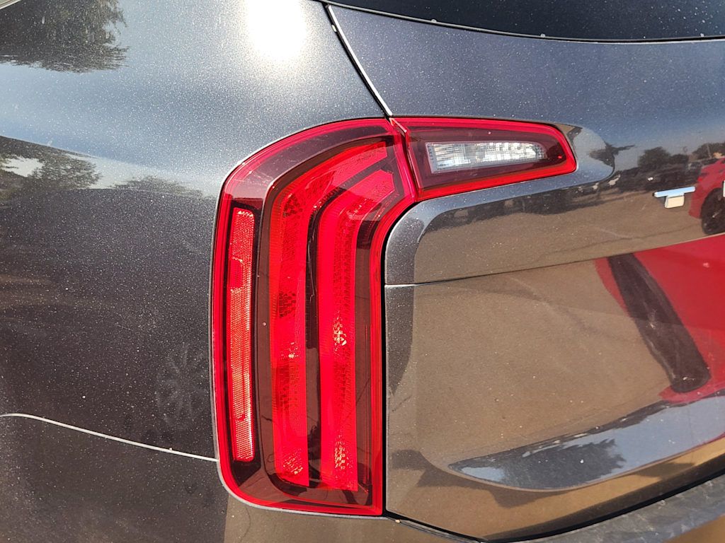 Thumbnail: 2020 Kia Telluride - 12