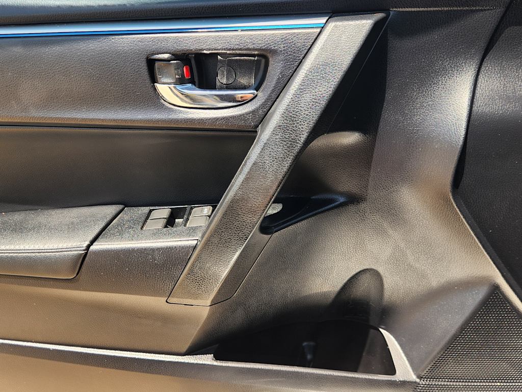 Thumbnail: 2014 Toyota Corolla - 29