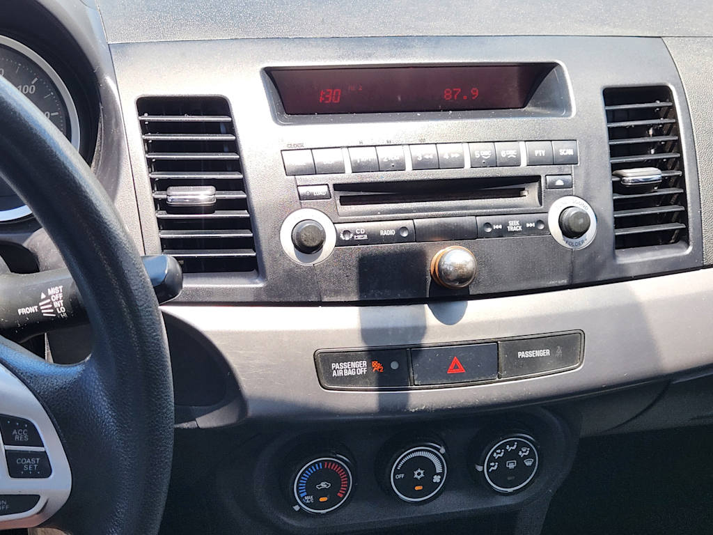 Thumbnail: 2011 Mitsubishi Lancer - 15