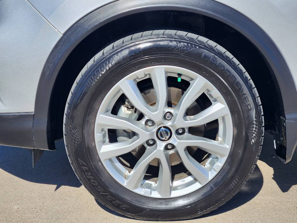 Thumbnail: 2022 Nissan Rogue Sport - 22