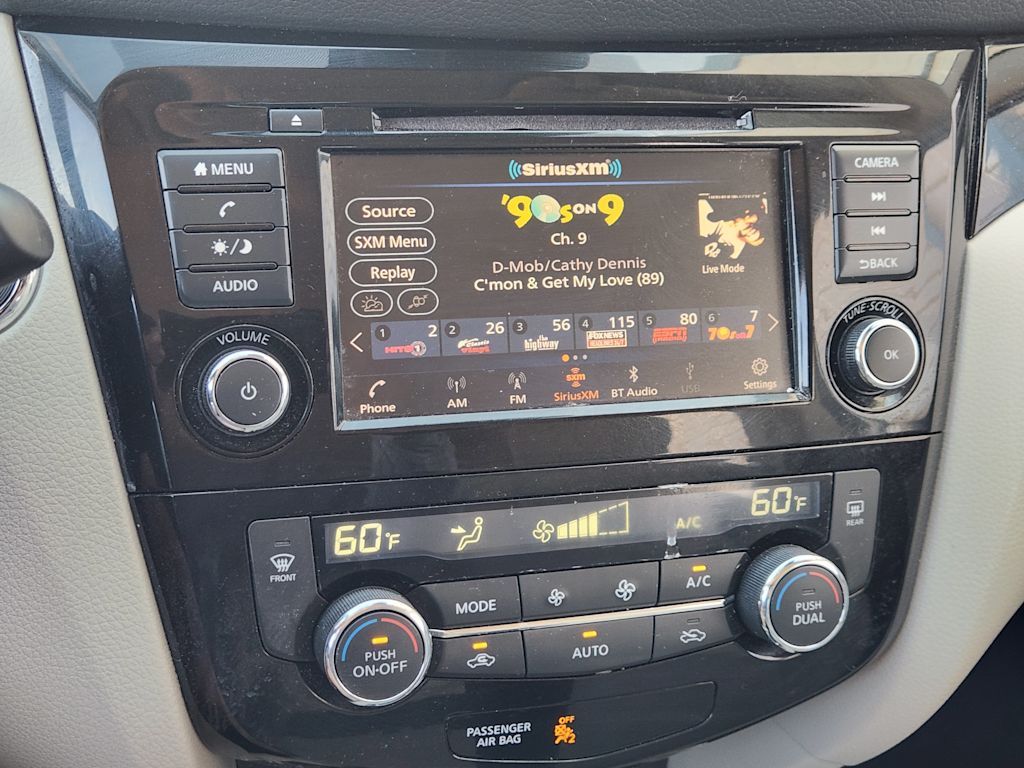 Thumbnail: 2022 Nissan Rogue Sport - 15