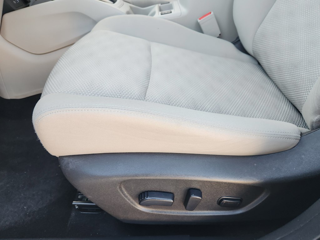 Thumbnail: 2022 Nissan Rogue Sport - 30