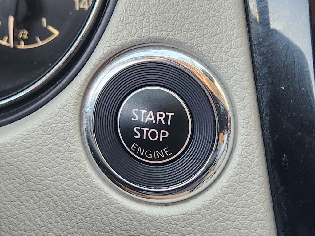 Thumbnail: 2022 Nissan Rogue Sport - 27