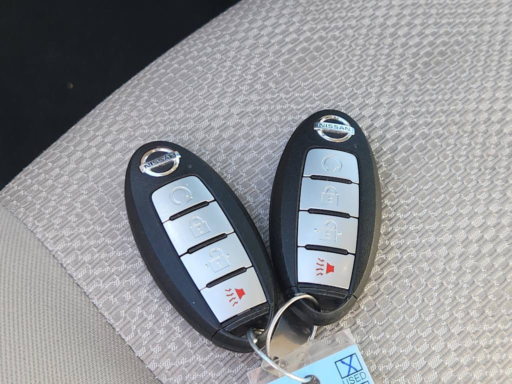 Thumbnail: 2022 Nissan Rogue Sport - 19