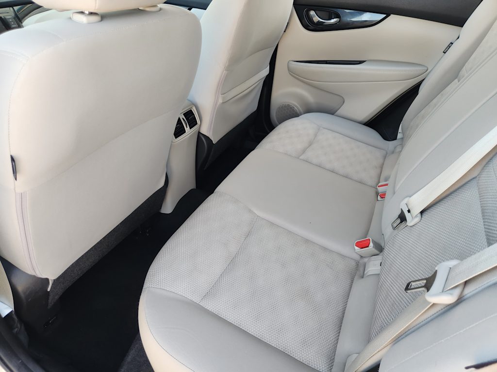 Thumbnail: 2022 Nissan Rogue Sport - 13