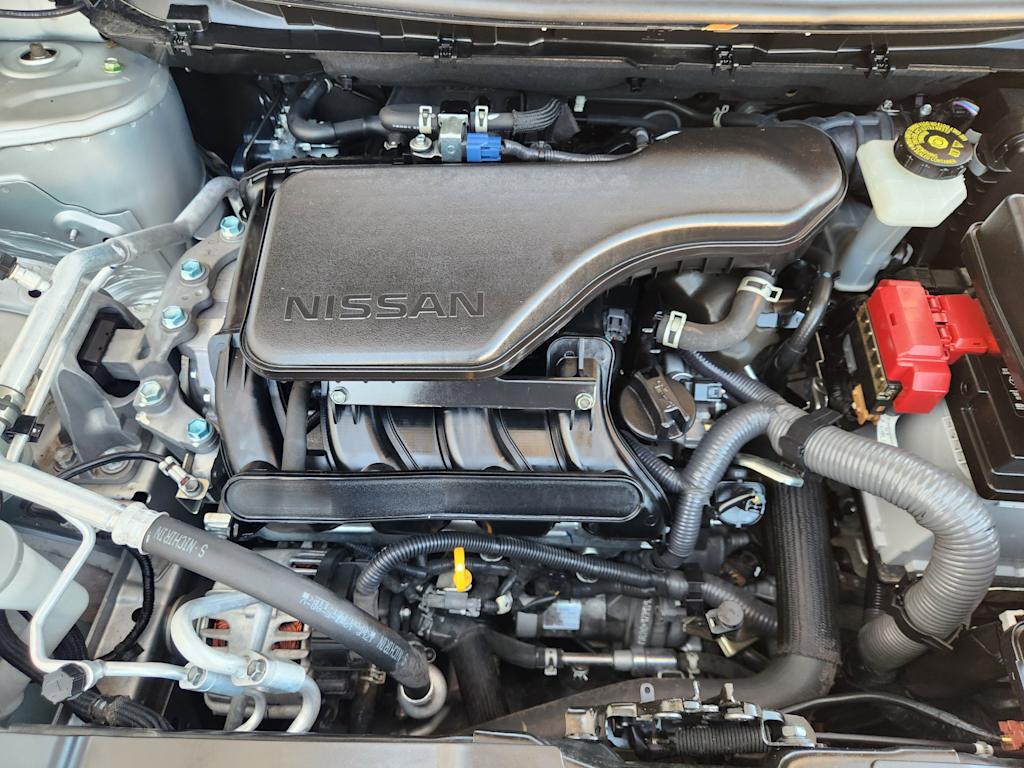 Thumbnail: 2022 Nissan Rogue Sport - 9