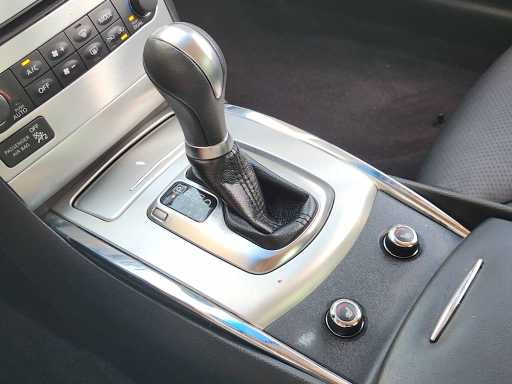Thumbnail: 2015 INFINITI Q60 - 15