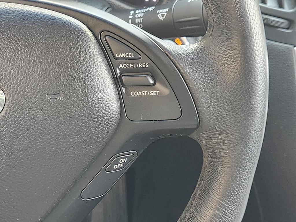 Thumbnail: 2015 INFINITI Q60 - 29