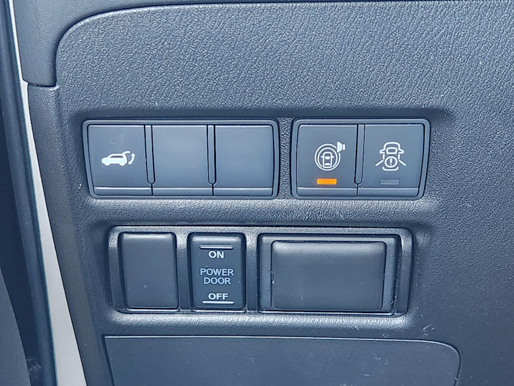 Thumbnail: 2020 Nissan Armada - 26