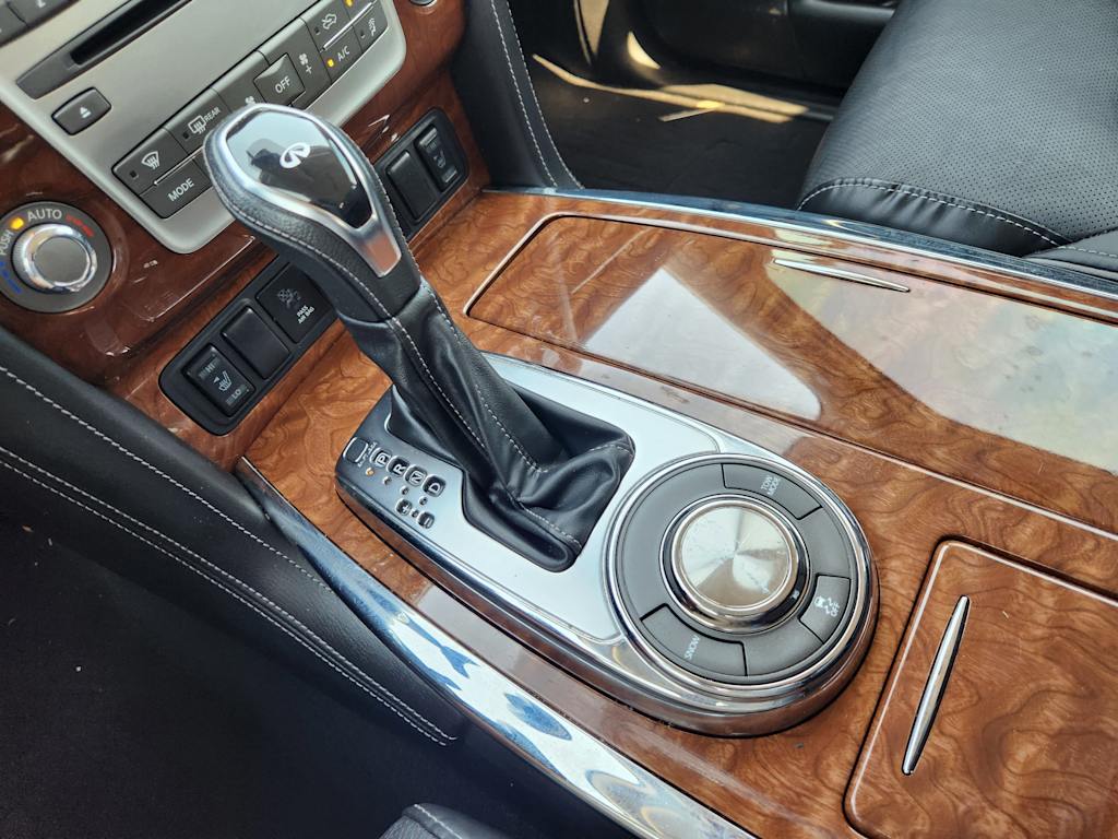 Thumbnail: 2019 INFINITI QX80 - 16