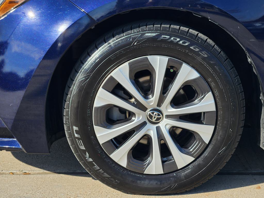 Thumbnail: 2022 Toyota Corolla - 22