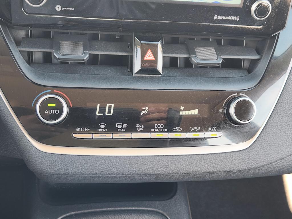 Thumbnail: 2022 Toyota Corolla - 26