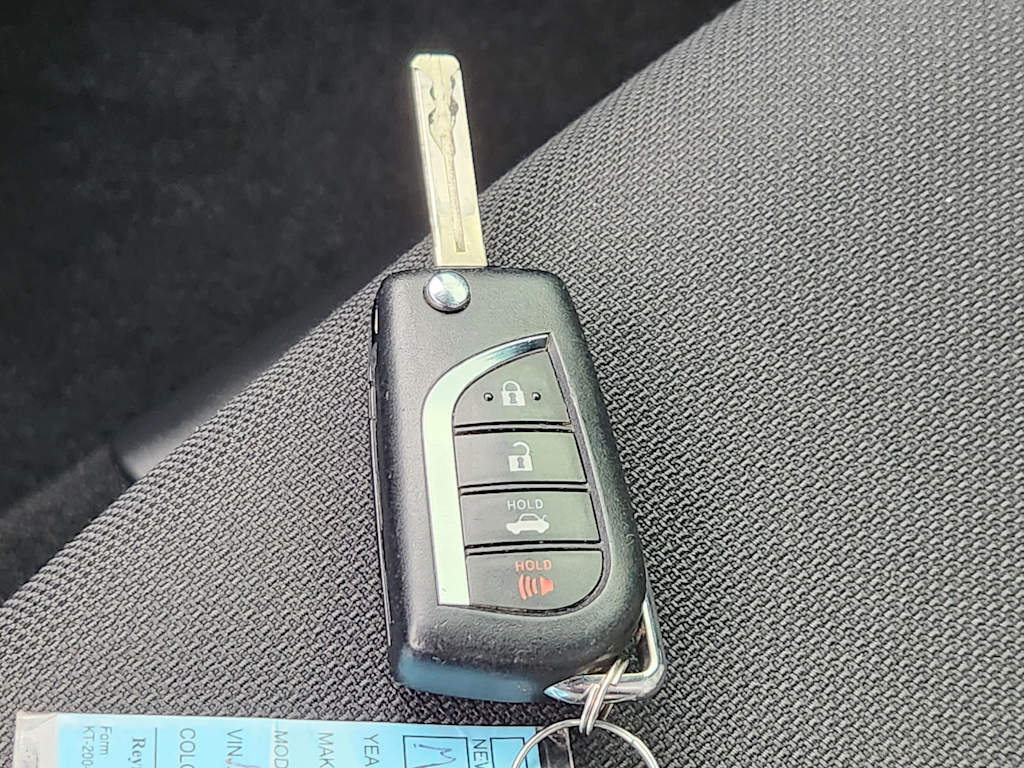 Thumbnail: 2021 Toyota Corolla - 19