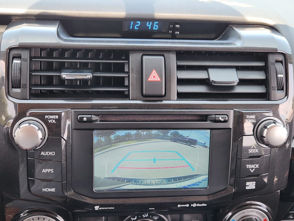Thumbnail: 2018 Toyota 4Runner - 25