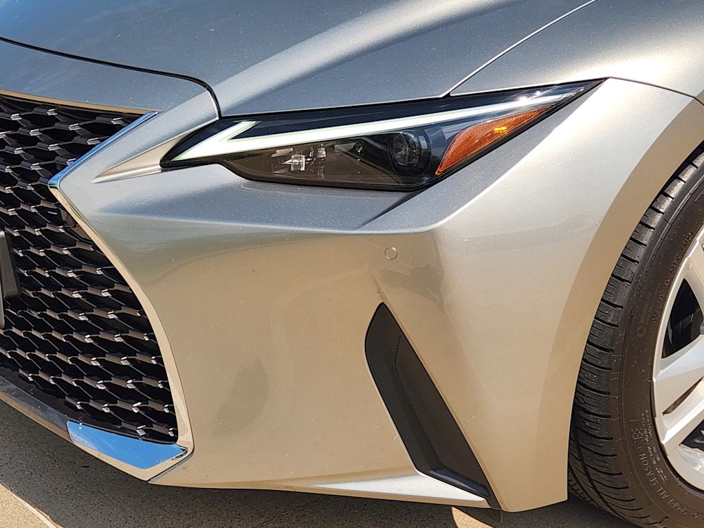 Thumbnail: 2023 Lexus IS - 23