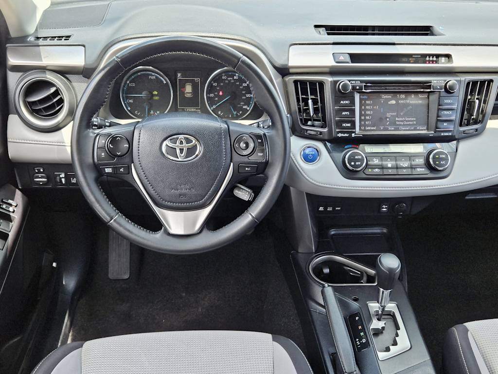 Thumbnail: 2018 Toyota RAV4 - 14