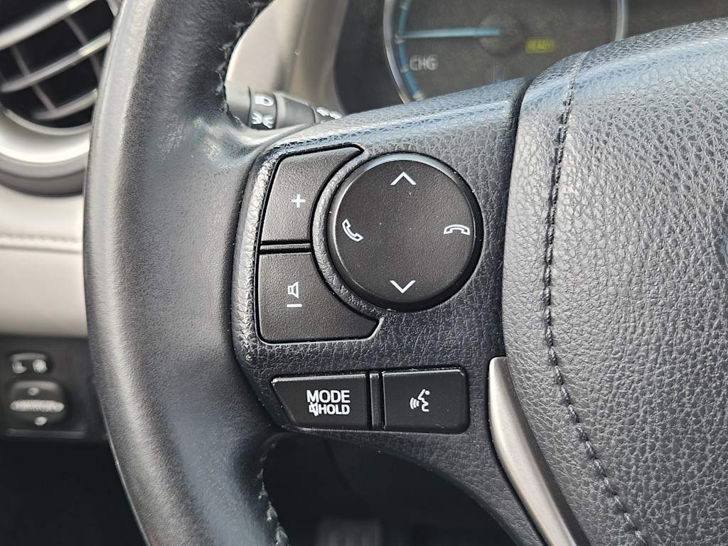 Thumbnail: 2018 Toyota RAV4 - 33
