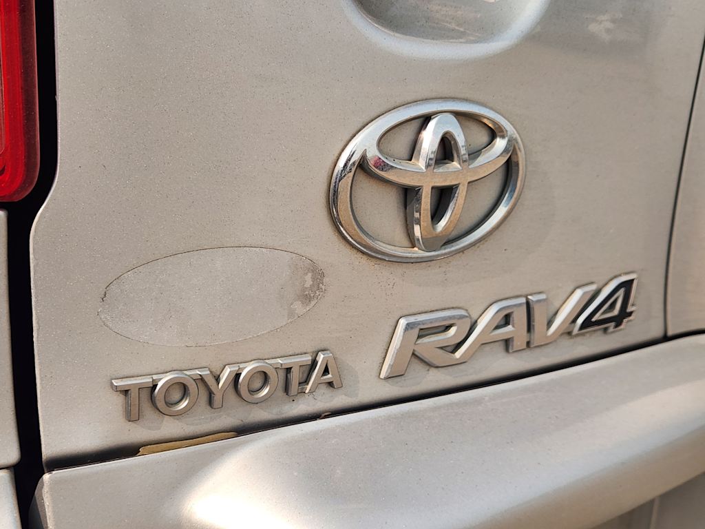 Thumbnail: 2010 Toyota RAV4 - 6