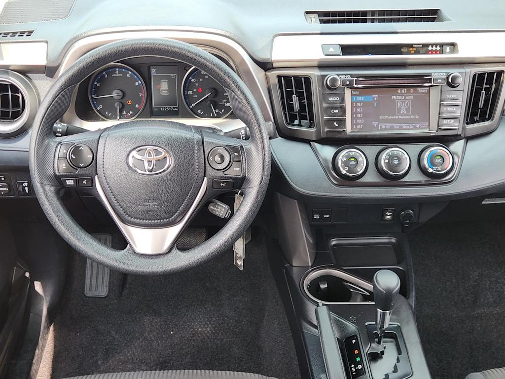 Thumbnail: 2018 Toyota RAV4 - 14