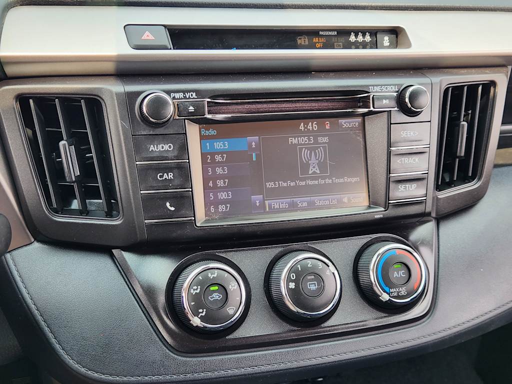 Thumbnail: 2018 Toyota RAV4 - 15
